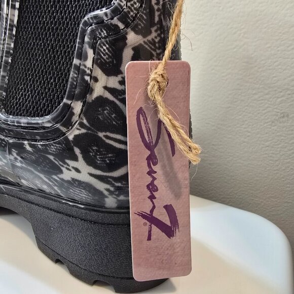 Seven7 | Black Snake Print Halifax Chelsea Rain Boots - Black and Gray - Picture 4 of 6